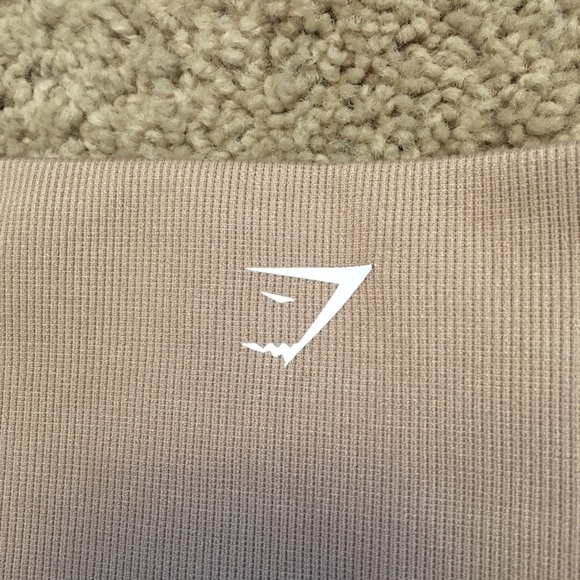 SOLD! Gymshark Energy Seamless Leggings - Picture 4 of 6